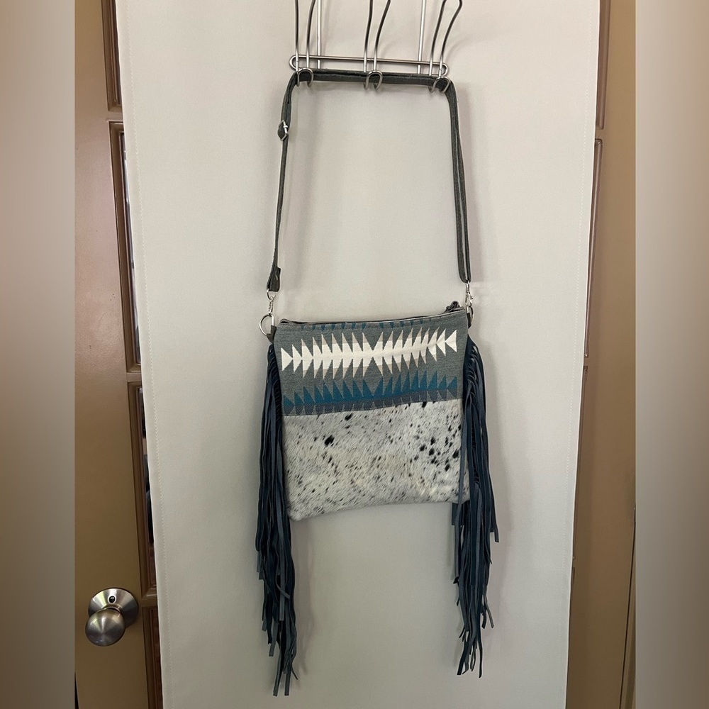 Harley Rhodes‎ Dancing Cactus Design Pendleton Black/White Hide Crossbody Purse